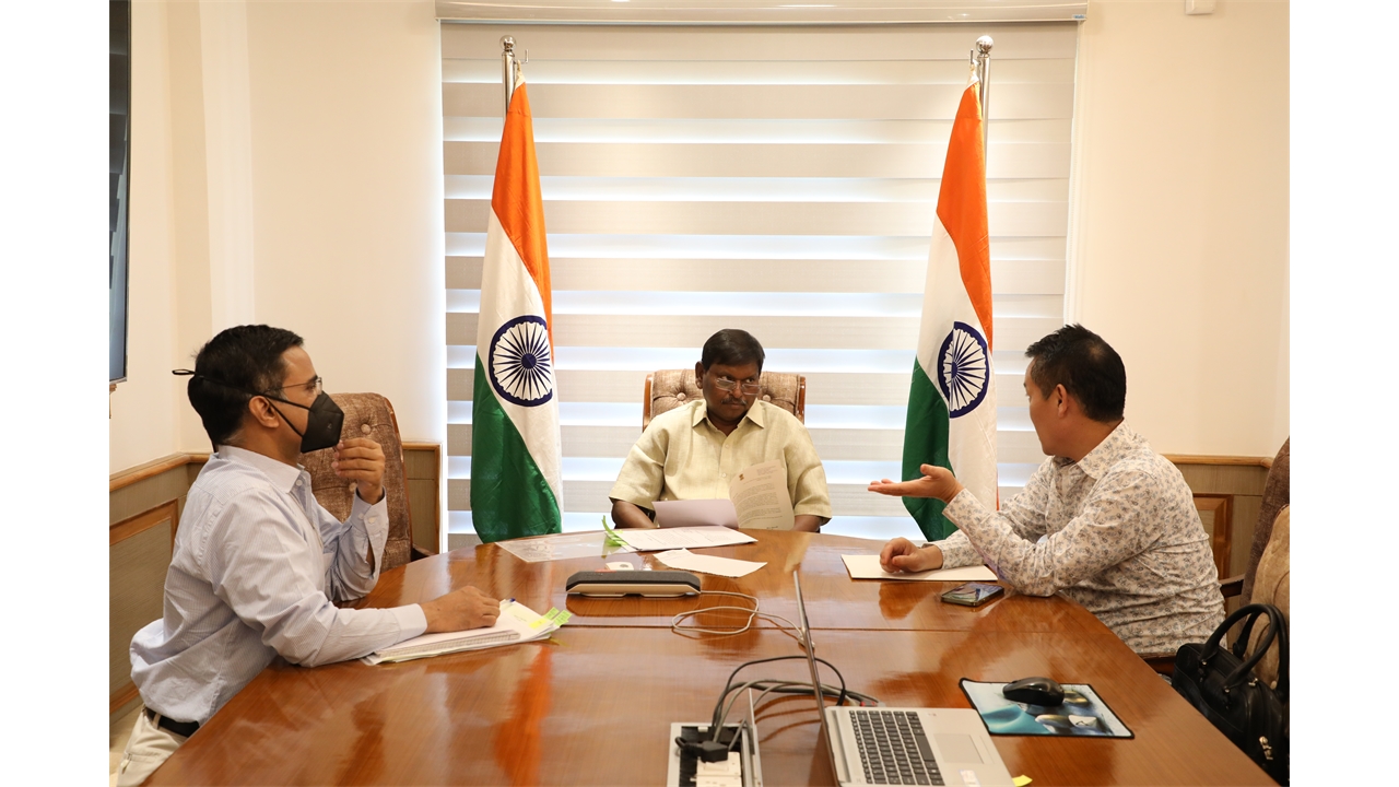The Minister of Tribal Affairs, Manipur, Mr. Letpao Haokip, met the Honourable Union Minister of Tribal Affairs, Shri Arjun Munda, at his office in Shastri Bhawan, New Delhi. 
