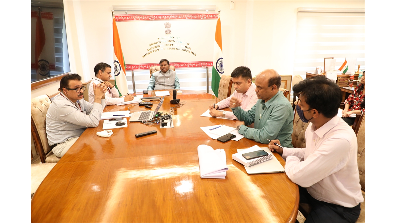 Honourable  Minister of Tribal Affairs Shri Arjun Munda ji has held a meeting to review IT initiatives of the Ministry along with the senior officials of the Ministry. 